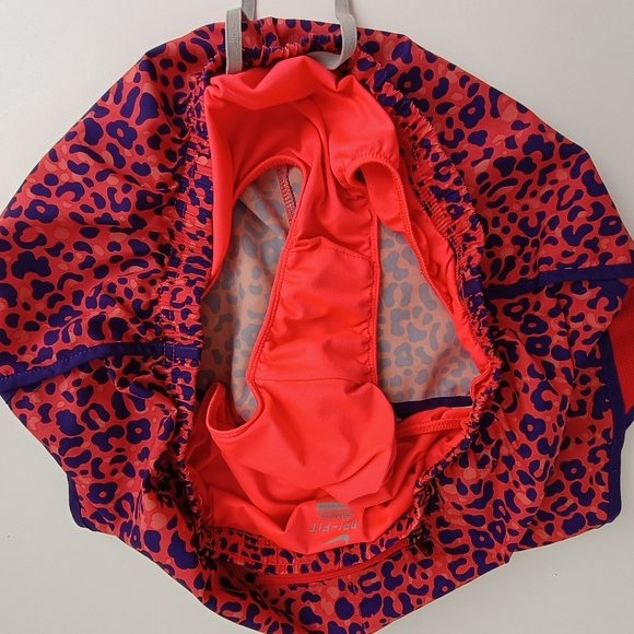 Womens NIKE Orange Purple Cheetah Print Running Shorts Sz M Tempo Athletic Lined - Picture 8 of 14